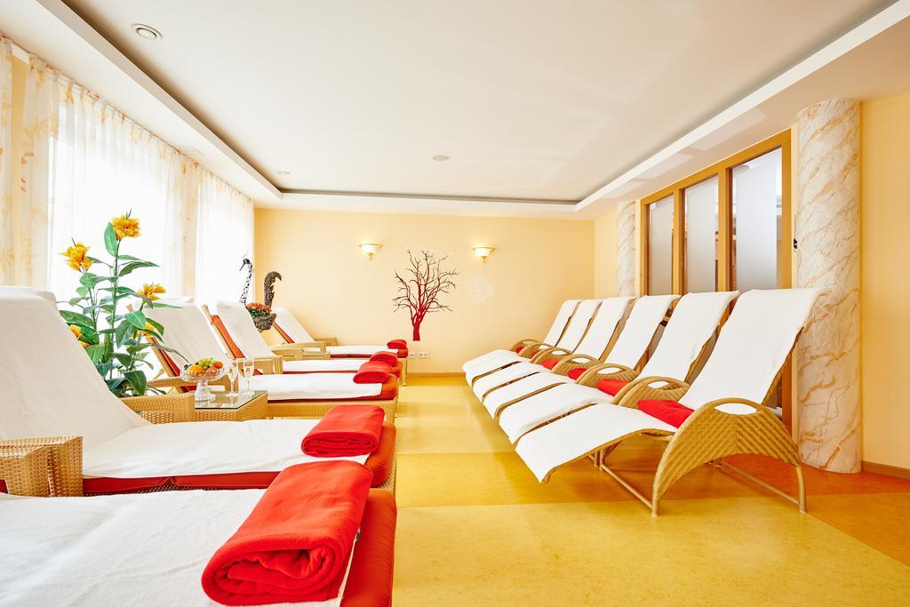 Akzent Hotel Bayerwald-Residenz Neukirchen  Εξωτερικό φωτογραφία