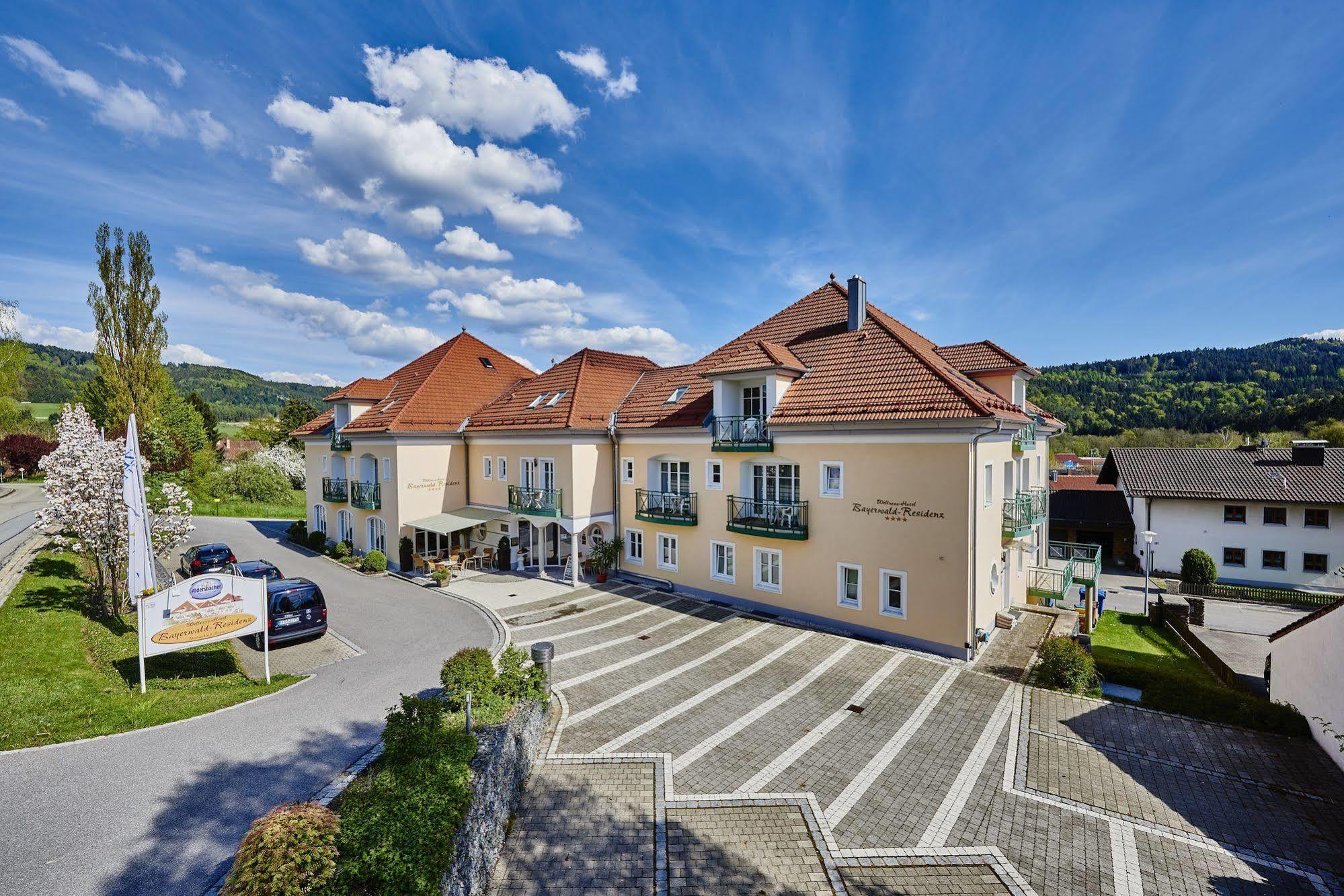 Akzent Hotel Bayerwald-Residenz Neukirchen  Εξωτερικό φωτογραφία